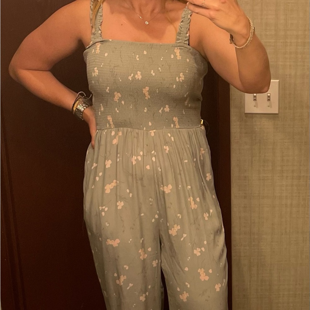 Pant suit